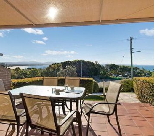 10/130 Lighthouse Rd, Byron Bay - James Cook Apartments