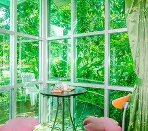 Chalong Hill Tropical Garden Homes