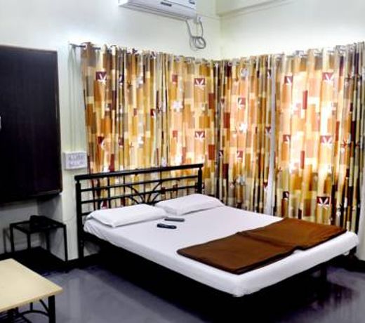 Radhanand Holiday Home