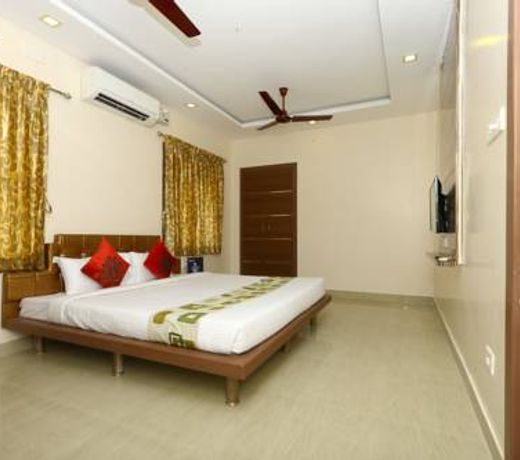 OYO 5323 Kamadenu Residency