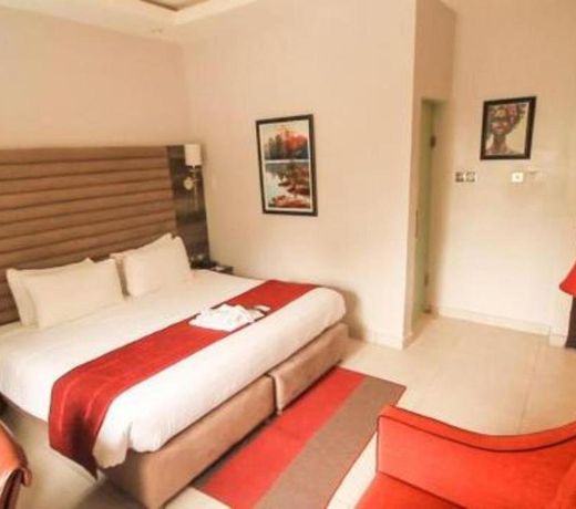 Glee Hotel