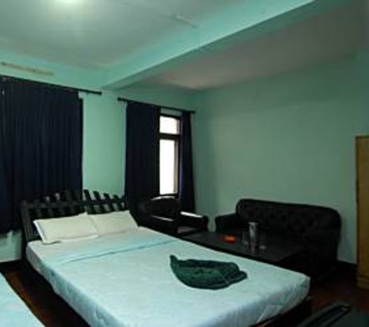 Hotel Kuti