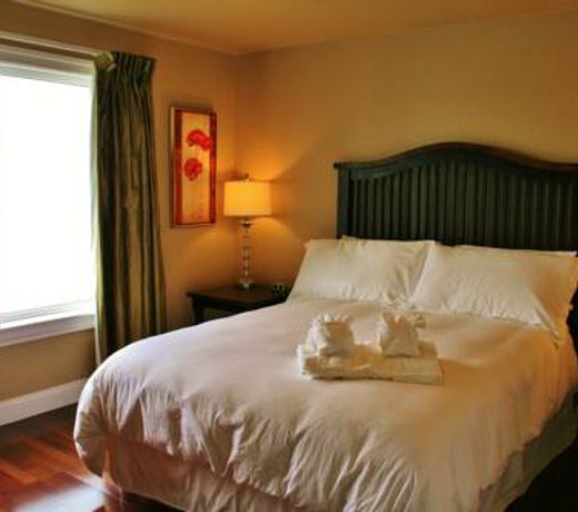 Oasis Suites Hotel