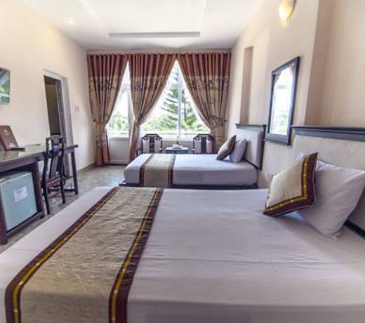 Song Huong Hue Hotel