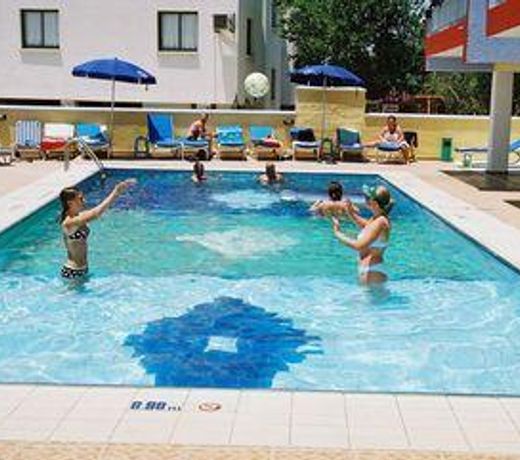 Sunny Blue Hotel