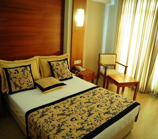 Trendy Side Beach Hotel