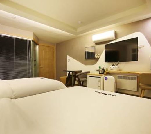 Modern Hotel