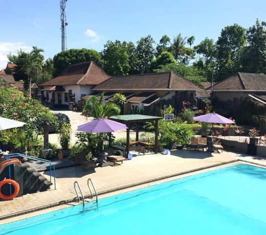 Minak Jinggo Hotel