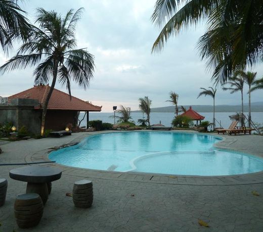 Watu Dodol Hotel & Restaurant