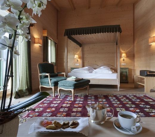 Hotel Ciasa Salares