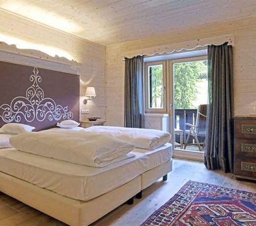 Hotel Ciasa Salares