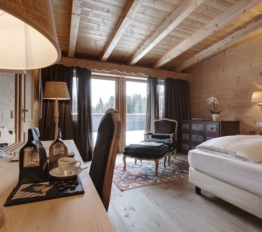 Hotel Ciasa Salares