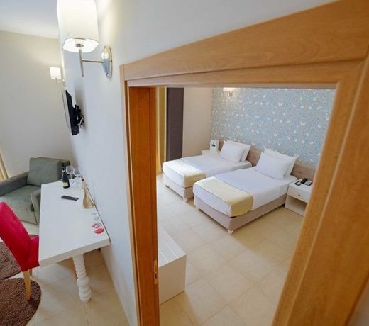 Sun Hotel