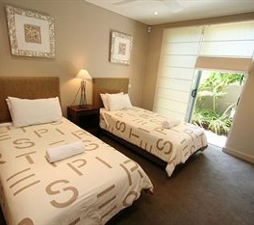 Byron Bay Accom Unit 1 22 Mahogany Drive - Beach House 1 at Vue