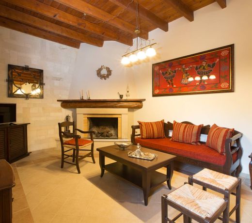 Alfa's Home Maisonette