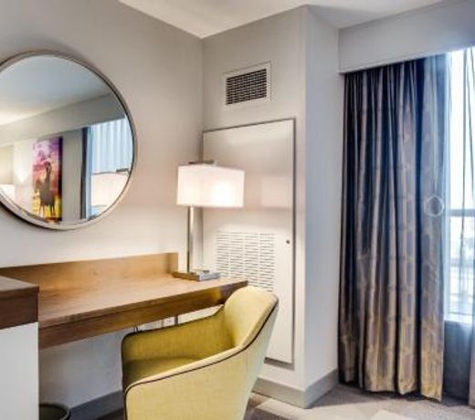 Hampton Inn & Suites Fort Worth Downtown
