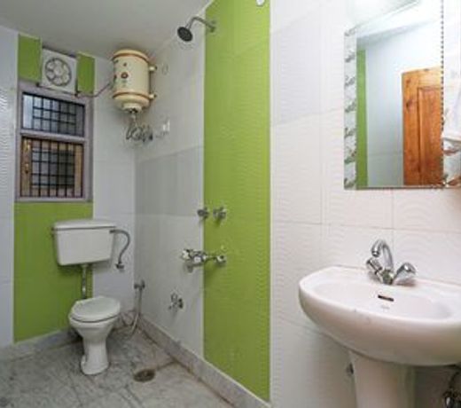 OYO 9102 Home Cozy 3BHK Near Mall Road