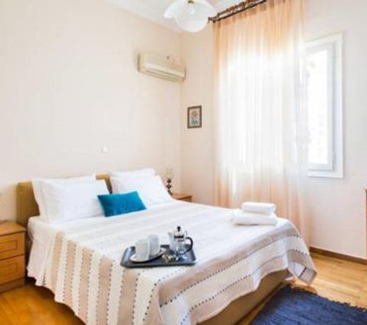 Large 3 bedroom Apt with Terrace