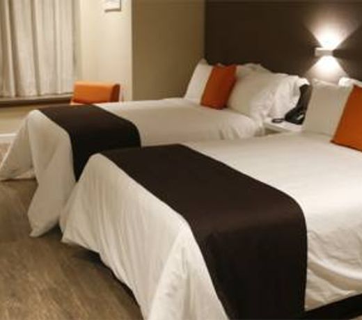 Paseo La Galería Hotel & Suites