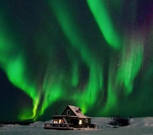 Aurora Deluxe Guest House