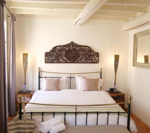 Maison De La Tour