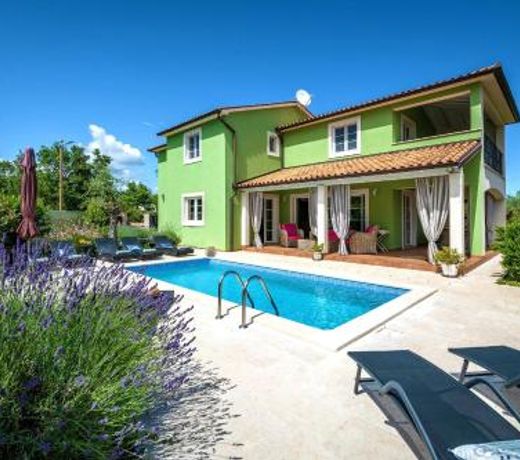 Villa Branca 6+2