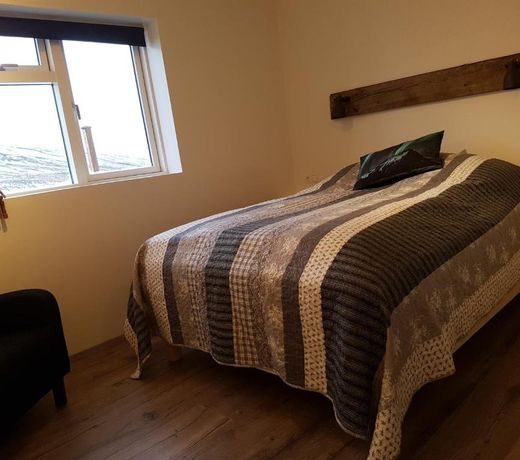 BÃ³lstaÃ°arhlÃ­Ã° Guesthouse