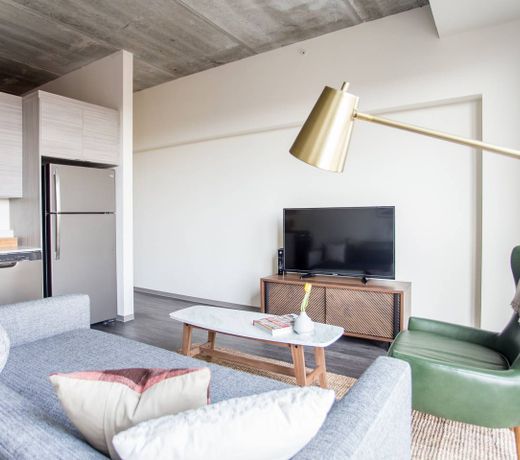 Sophisticated 2BR in Wicker Park by Sonder