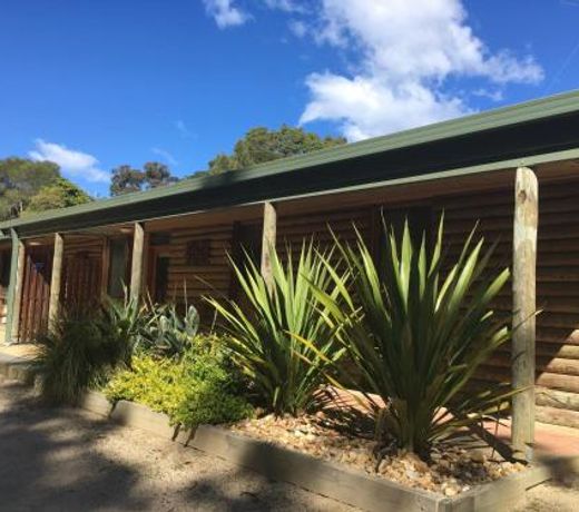 Mallacoota Log cabins