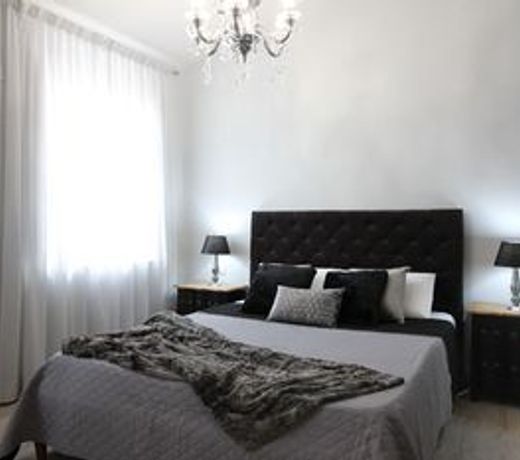 Lucca in Chic