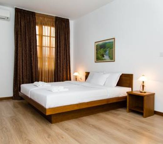 Family Hotel Perla