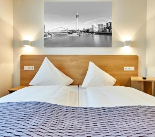 McDreams Hotel Dusseldorf-City