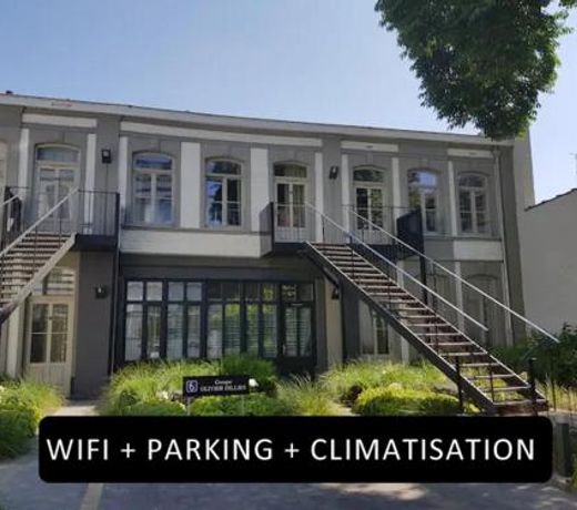 Appart Republique parking prive gratuit