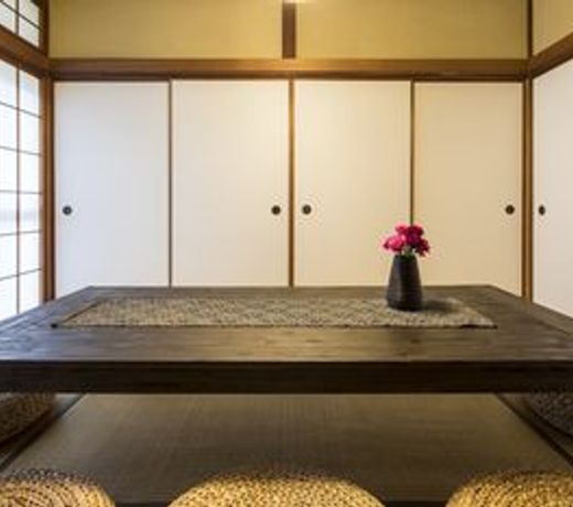 Purple Sofa House Kamakura Zushi