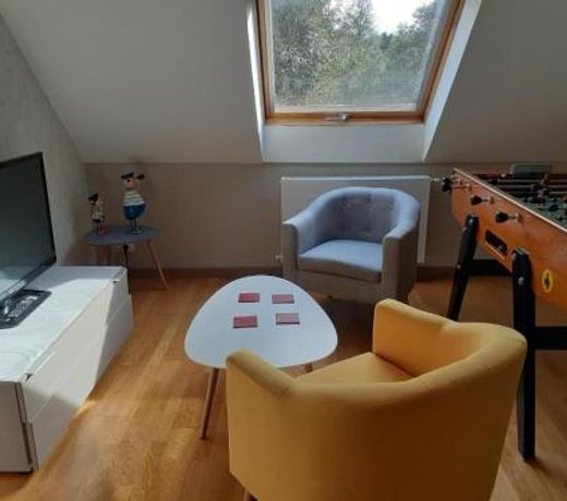chambre au nuit étoile et jacuzzi prive