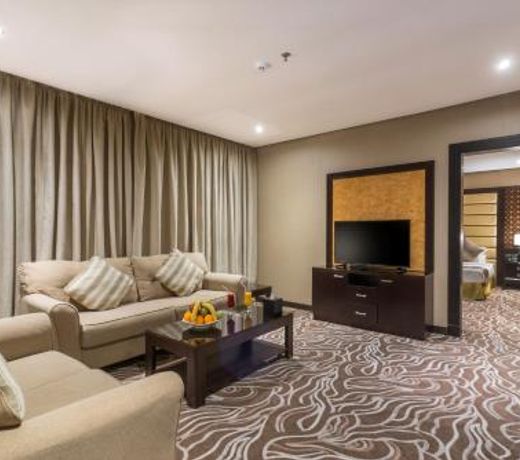 Naviti Warwick Al Khobar