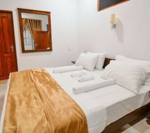 Royal Phoenix Boutique Hotel