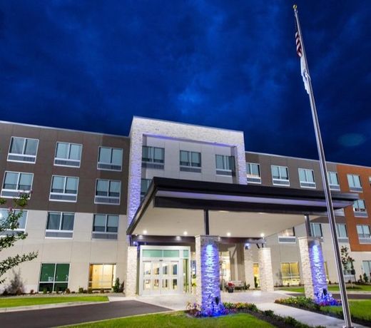 Holiday Inn Express & Suites Greenville S - Piedmont