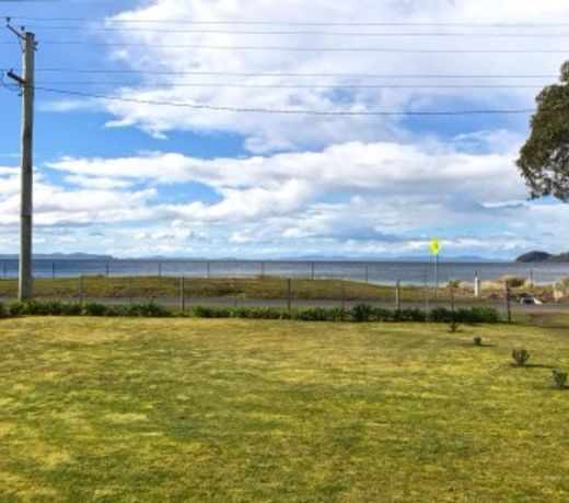 The White House on Bruny Island