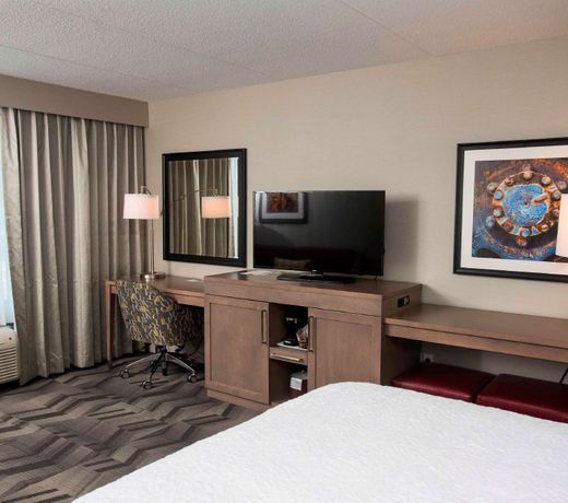Hampton Inn & Suites by Hilton Thunder Bay