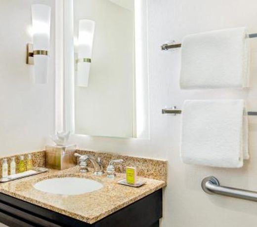 DoubleTree by Hilton Columbia MD