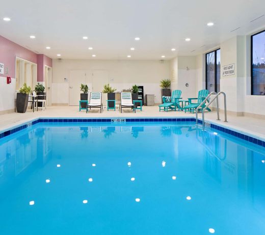 Hampton Inn & Suites-Seattle Woodinville WA