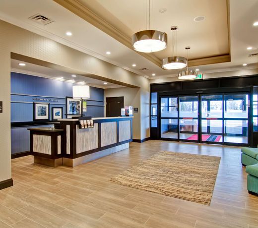 Hampton Inn & Suites by Hilton Saskatoon Airport