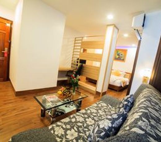 Cherry Hotel Hue