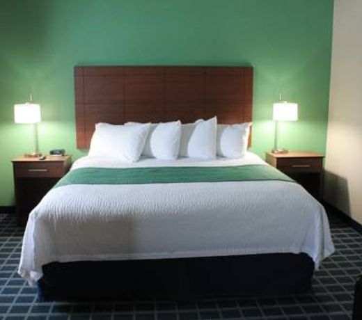 Brookstone Lodge & Suites - Emmetsburg