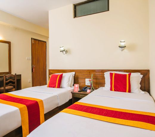 Hotel Garuda Inn