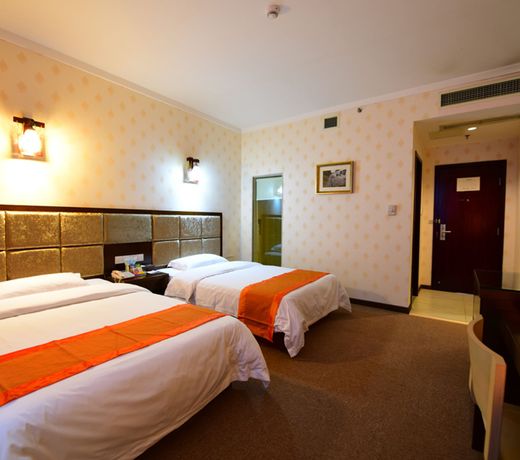 Lecheng Hotel