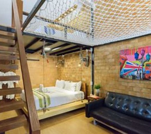 MyHouse Riverside & Pool Villa Near Old Town