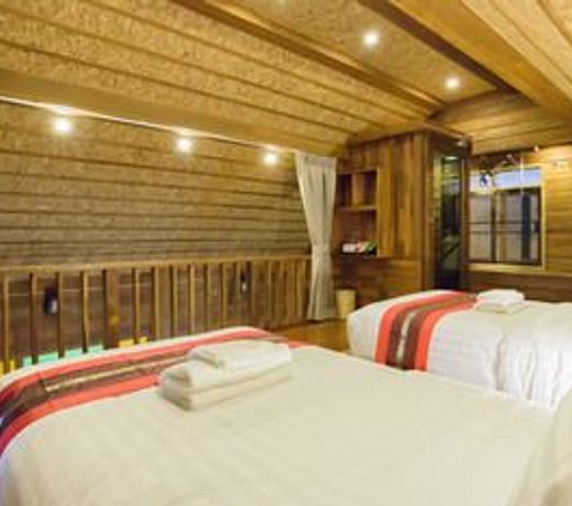 MyHouse Riverside & Pool Villa Near Old Town