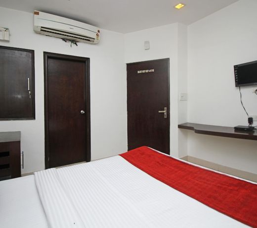 OYO 2659 Hotel Taj Prince